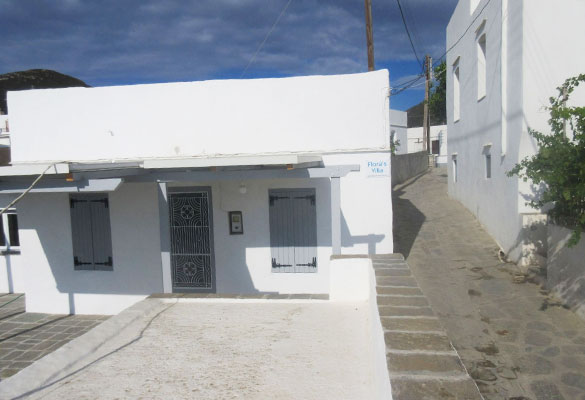 House for rent at Floras Villa in Katavati of Sifnos