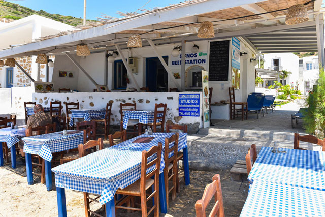 Symporio restaurant at Vathi of Sifnos
